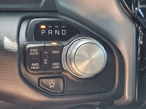 Used 2024 RAM 1500 Laramie image 23