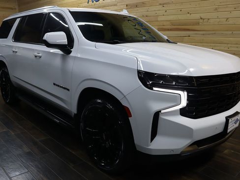 Used 2023 Chevrolet Suburban LS w/ Driver Alert Package image 2