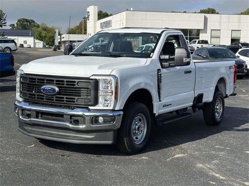 New 2026 Ford F250 XL w/ XL Chrome Package image 7