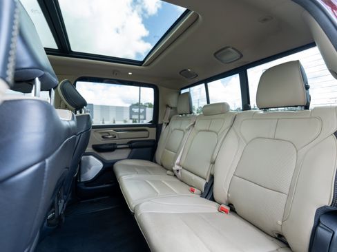 Used 2019 RAM 1500 Limited AWD/4WD image 9