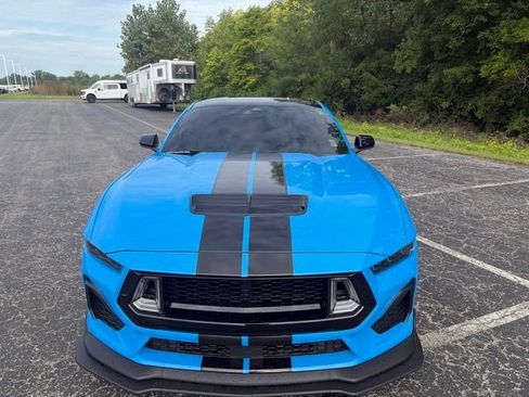 Used 2025 Ford Mustang GT RWD image 5