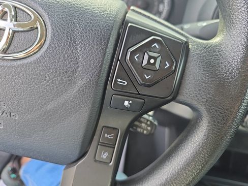 Used 2019 Toyota Tacoma SR image 26