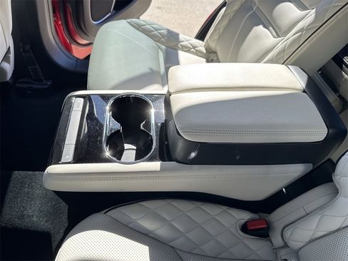 Used 2023 MAZDA CX-9 Signature image 39