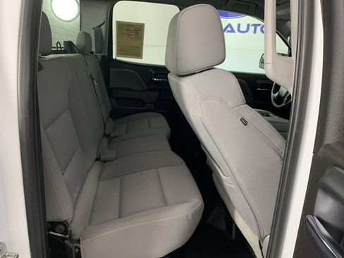 Used 2019 Chevrolet Silverado 2500 W/T AWD/4WD image 34