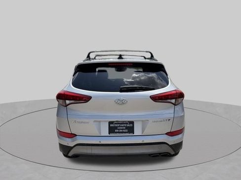 Used 2016 Hyundai Tucson Limited w/ Option Group 03 FWD image 5