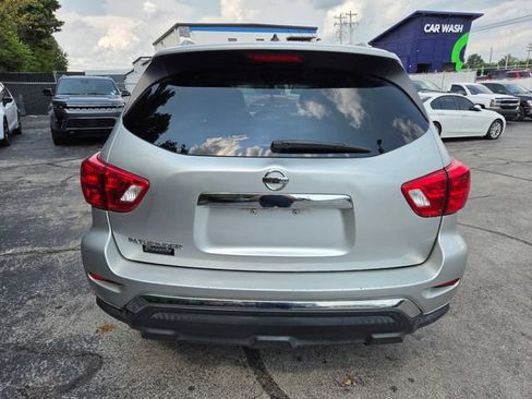 Used 2018 Nissan Pathfinder S FWD image 9