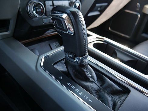 Used 2016 Ford F150 Lariat w/ Equipment Group 502A Luxury image 50