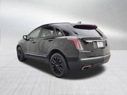 Certified 2023 Cadillac XT5 Sportv w/ LPO, Floor Liner Package AWD/4WD image 7