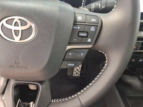 Used 2026 Toyota Camry SE w/ Multimedia Upgrade Package FWD image 9