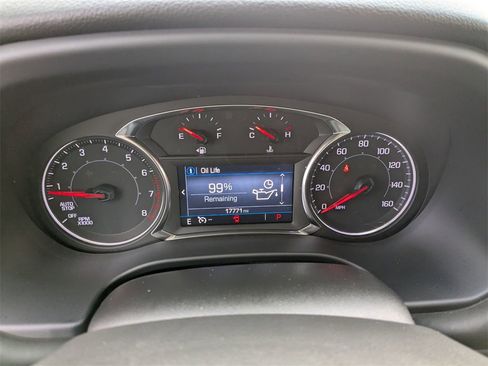 Certified 2023 GMC Acadia SLE w/ Driver Convenience Package image 17