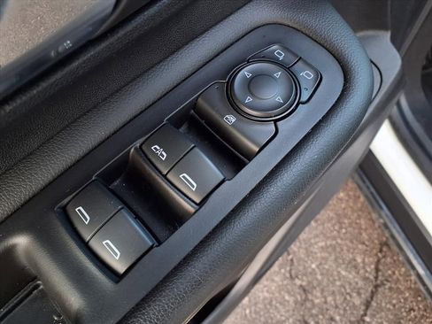 Used 2023 GMC Terrain SLE w/ Elevation Edition image 23