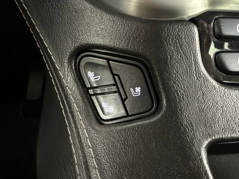 Used 2017 GMC Yukon SLT RWD image 33