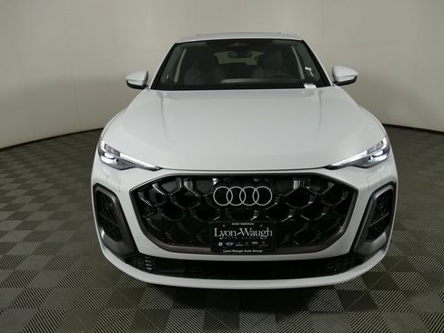 New 2025 Audi Q5 Premium Plus image 8