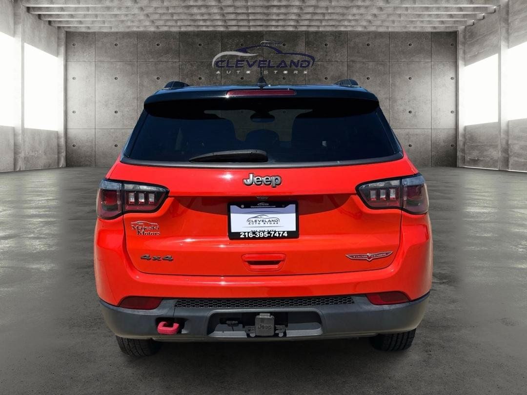 Used 2017 Jeep Compass Trailhawk w/ Leather Interior Group AWD/4WD image 4