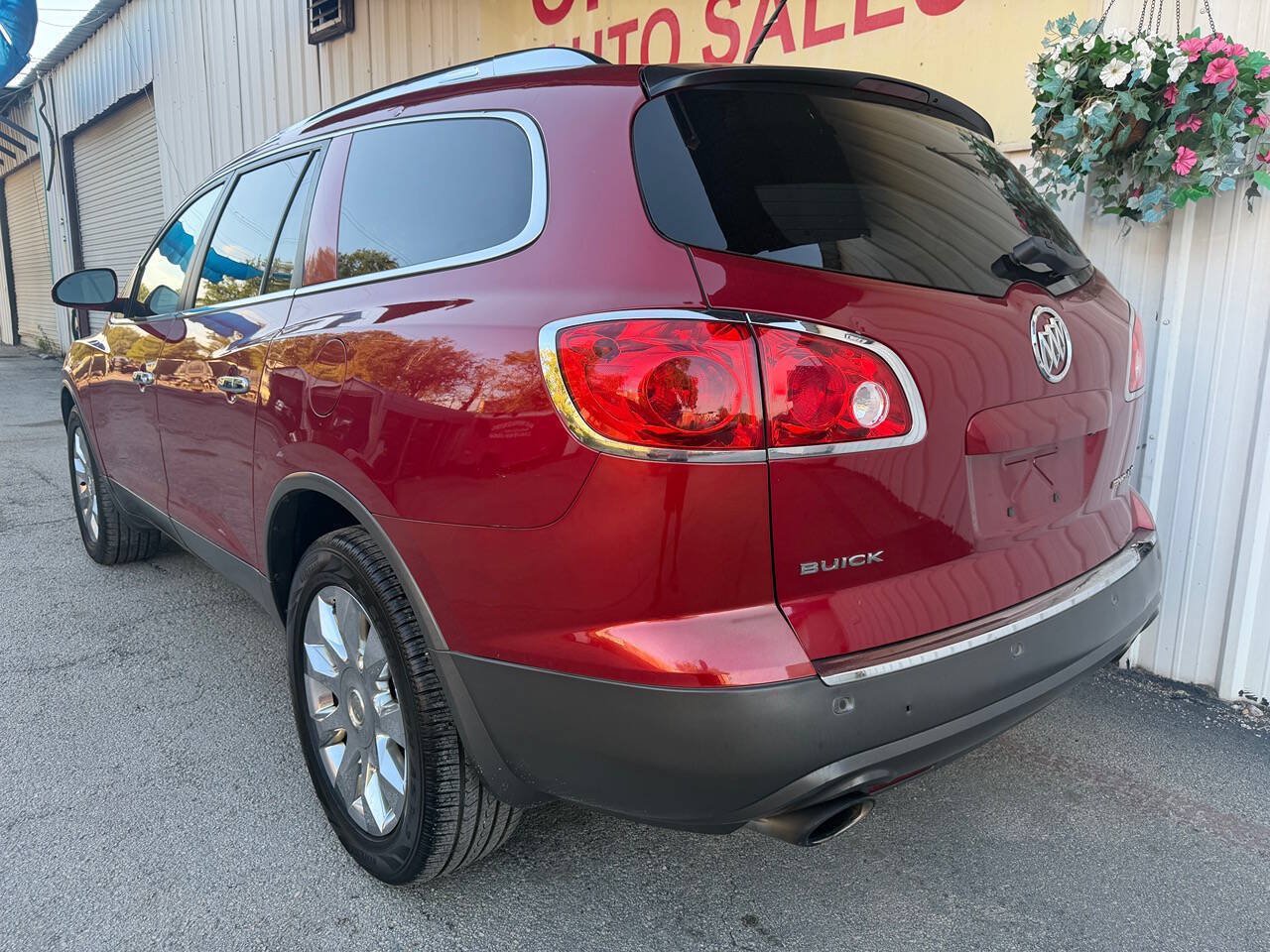 Used 2012 Buick Enclave Leather FWD image 10