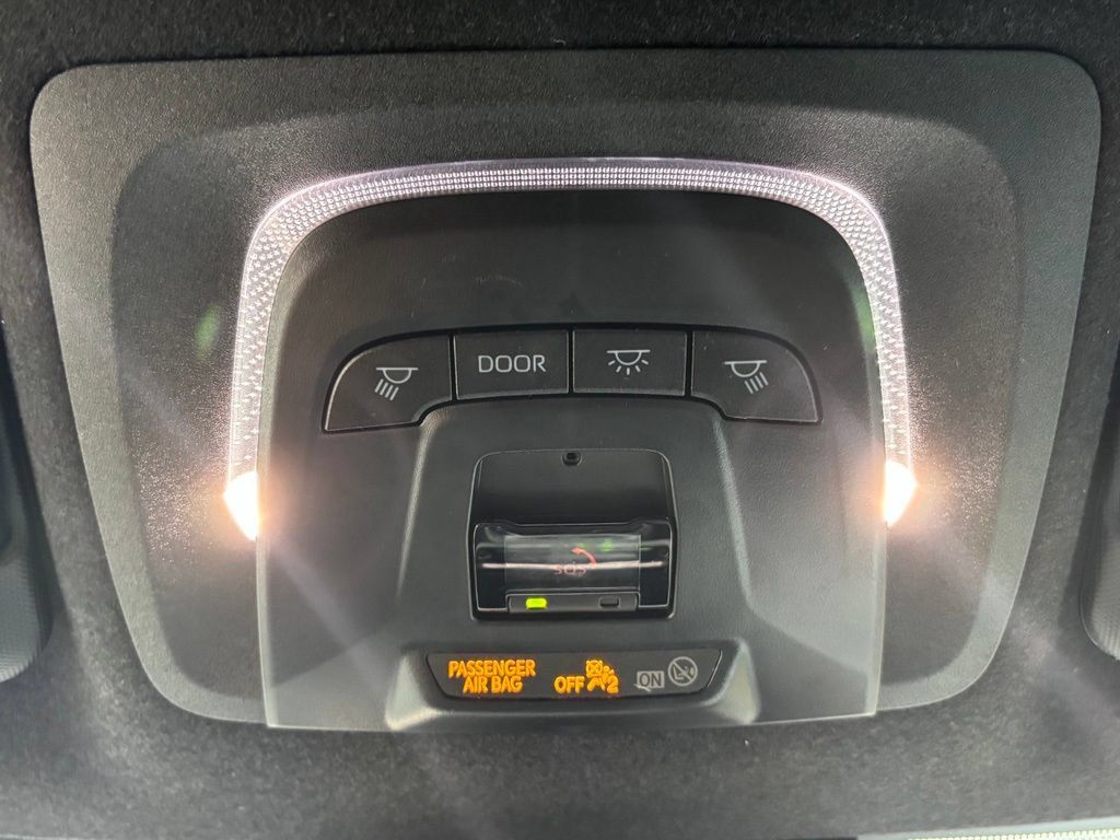 Used 2026 Toyota Corolla SE FWD image 25