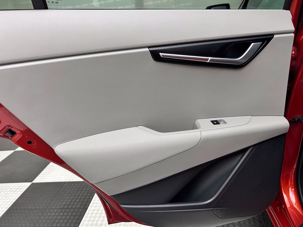 Used 2023 Kia Niro Wave FWD image 13