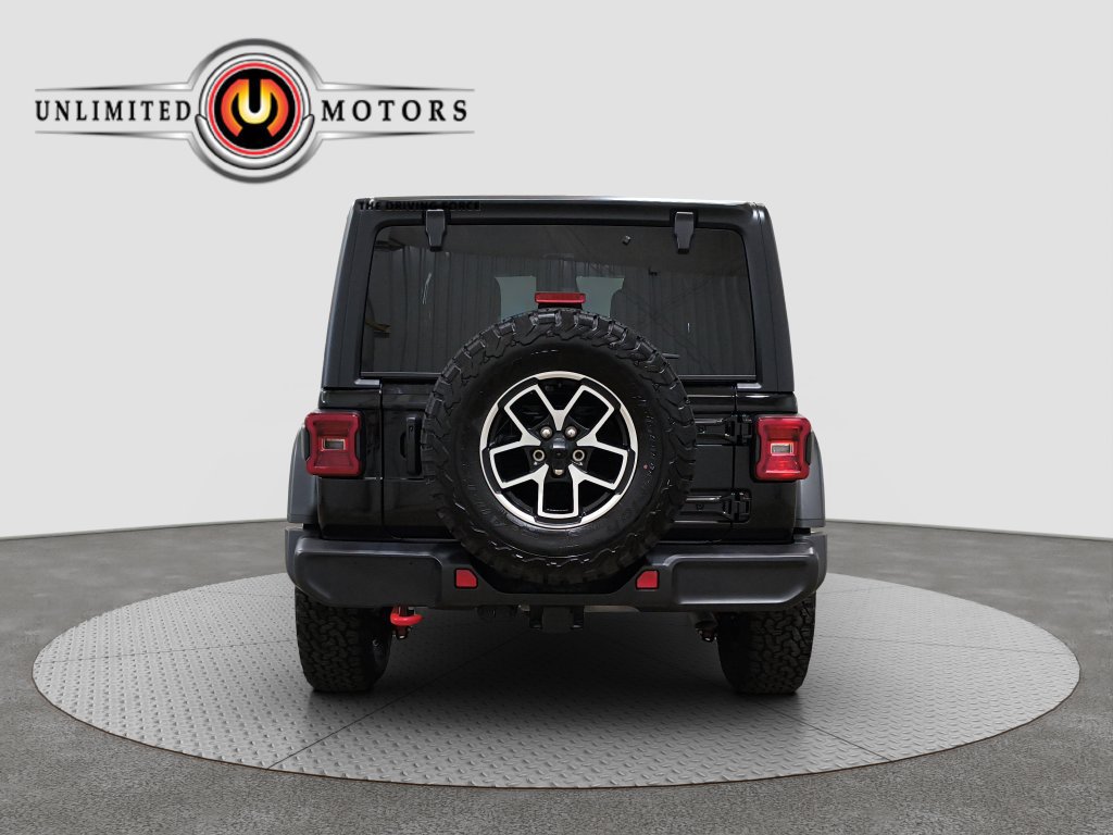 Used 2026 Jeep Wrangler Unlimited Rubicon w/ Dual Top Group AWD/4WD image 14