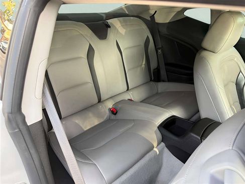 Used 2019 Chevrolet Camaro LT RWD image 13