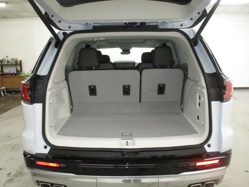 New 2026 GMC Acadia Denali w/ Super Cruise Package AWD/4WD image 13