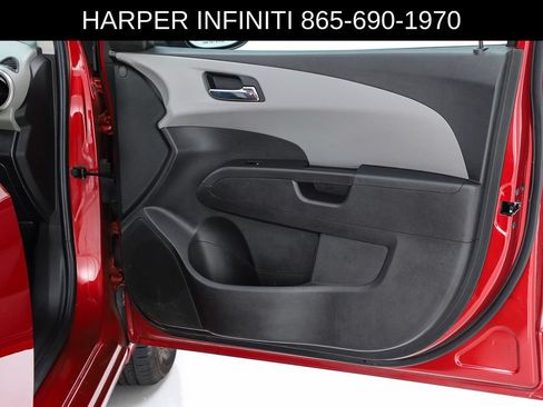 Used 2014 Chevrolet Sonic LT w/ Fun and Sun Package FWD image 31