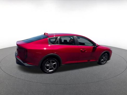 Used 2025 Kia K4 FWD image 11