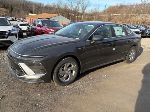 New 2026 Hyundai Sonata SE image 1