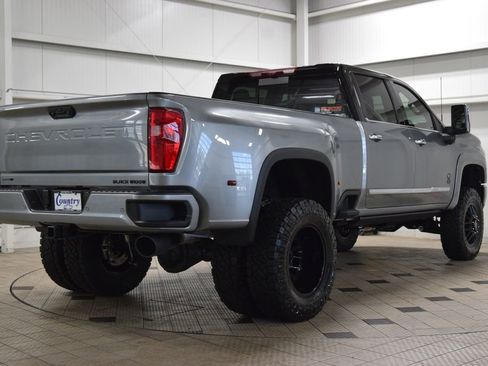 New 2026 Chevrolet Silverado 3500 High Country w/ High Country Premium Package AWD/4WD image 8