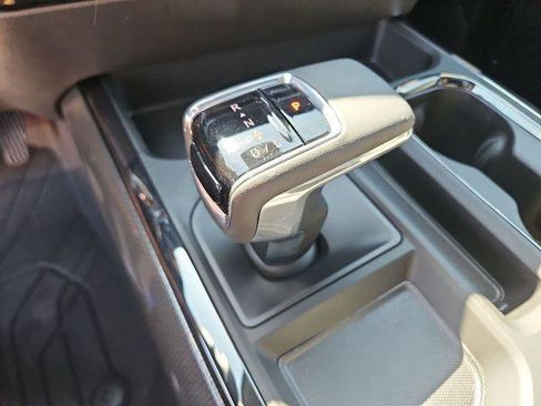 Used 2025 Chevrolet Silverado 1500 ZR2 w/ Technology Package AWD/4WD image 16