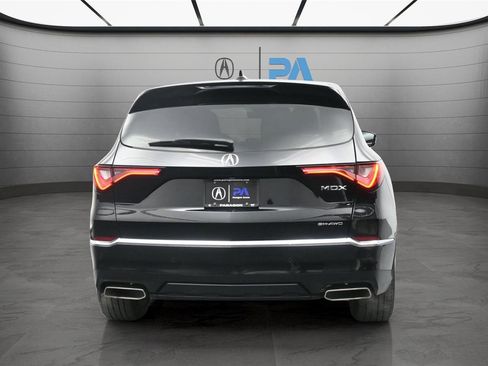Used 2024 Acura MDX SH-AWD w/ Technology Package image 25