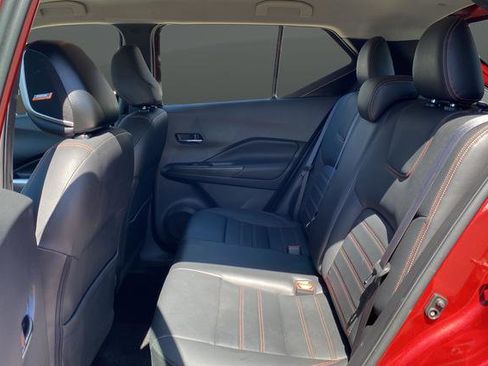 Used 2019 Nissan Kicks FWD image 21