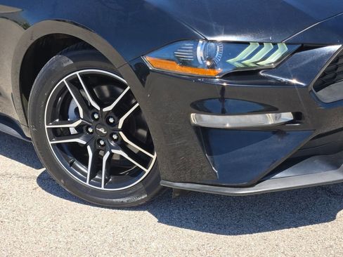Used 2021 Ford Mustang Premium RWD image 3