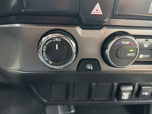 Used 2023 Toyota Tacoma TRD Sport image 17