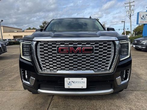 Used 2021 GMC Yukon XL Denali w/ Denali Ultimate Package image 2