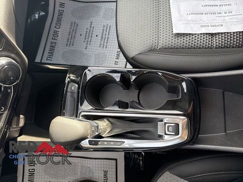 Used 2024 Chevrolet Trax LT w/ Driver Confidence Package image 23