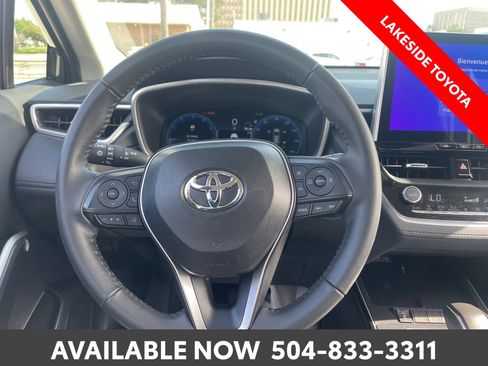 Certified 2026 Toyota Corolla Cross XLE FWD image 24