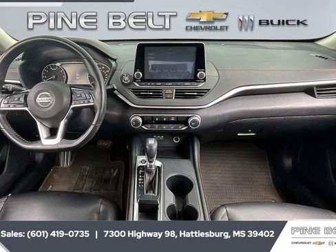 Used 2020 Nissan Altima 2.5 SR FWD image 15