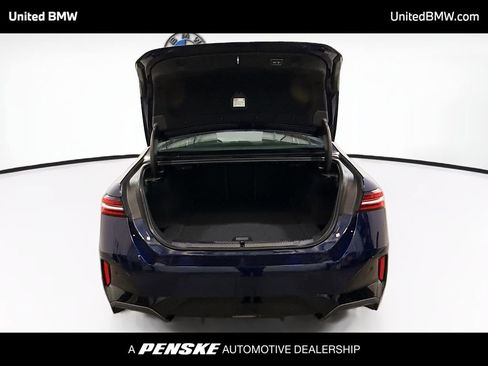 Used 2025 BMW i5 xDrive40 w/ Executive Package image 14