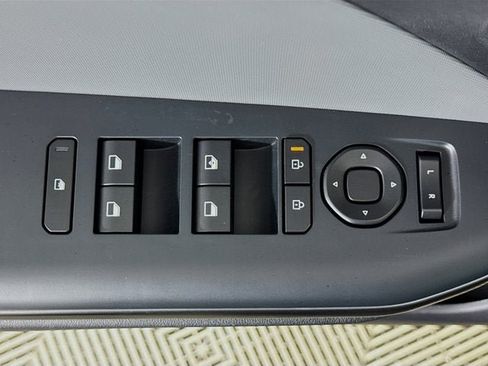 New 2026 Kia K4 FWD image 19
