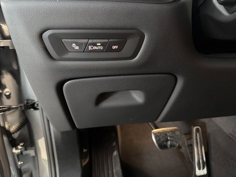 Used 2026 BMW X5 xDrive40i w/ M Sport Package image 22