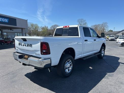 New 2026 RAM 2500 Tradesman AWD/4WD image 3