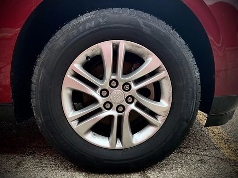 Used 2018 Buick Enclave Essence image 39