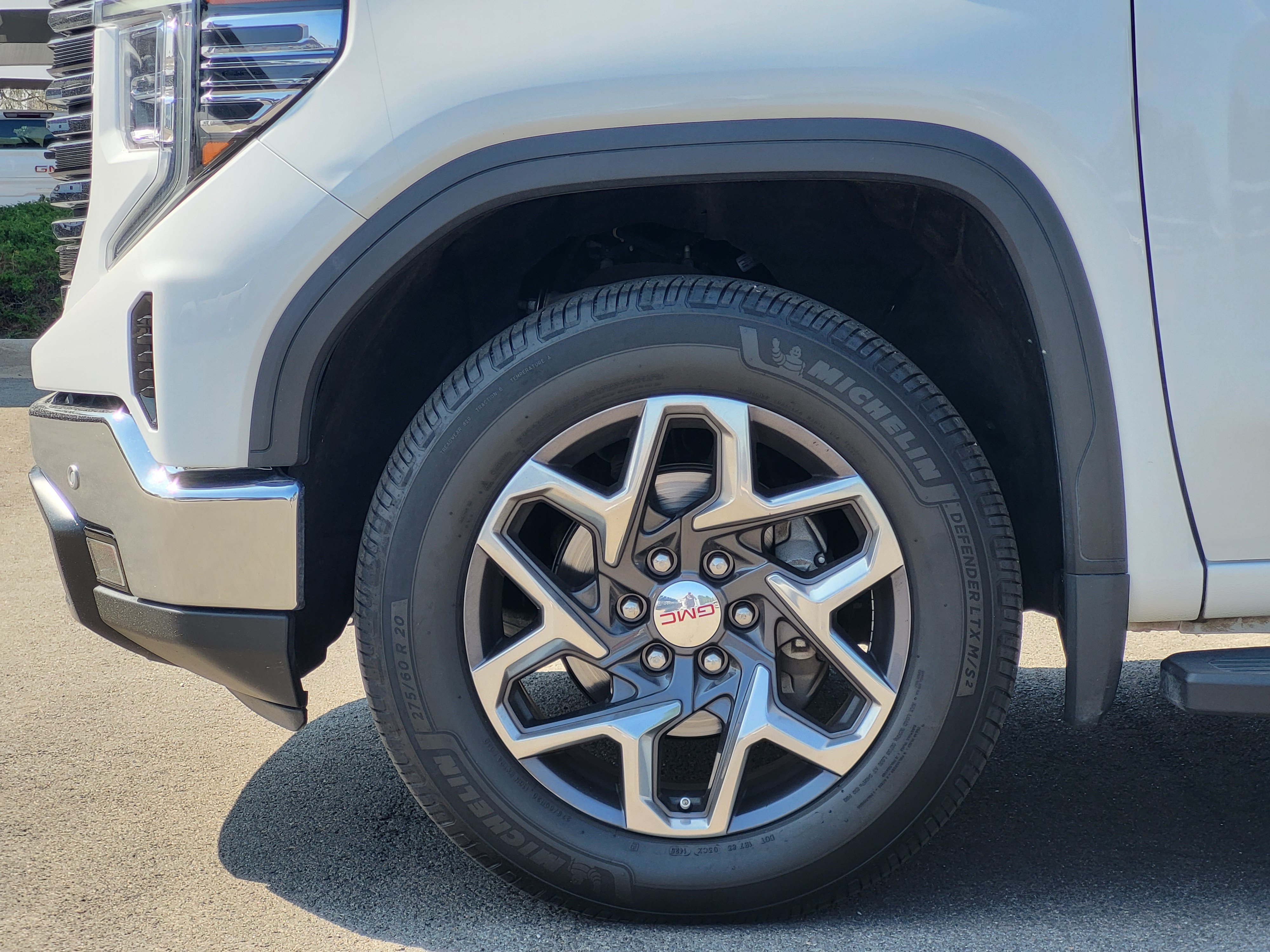 Certified 2024 GMC Sierra 1500 SLT w/ SLT Premium Plus Package AWD/4WD image 9