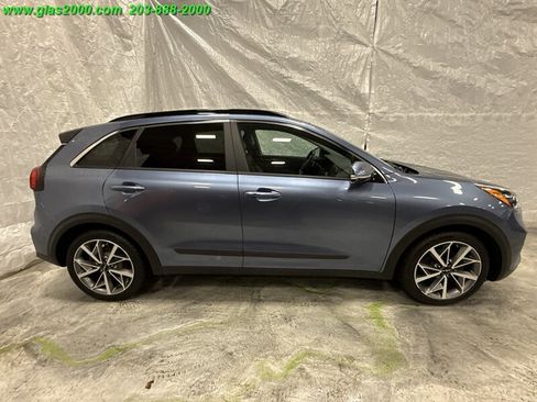 Used 2022 Kia Niro Touring Special Edition image 14