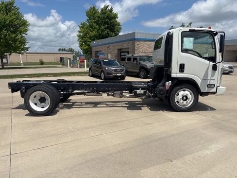 New 2025 Chevrolet Low Cab Forward 5500HG RWD image 34
