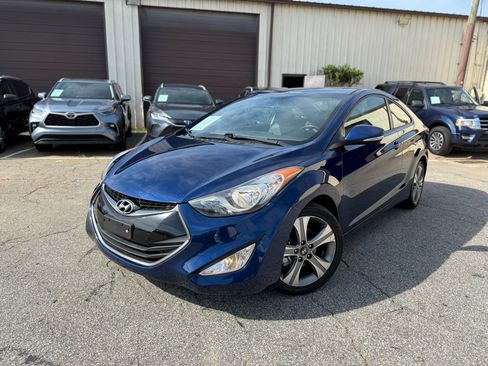 Used 2013 Hyundai Elantra SE image 1