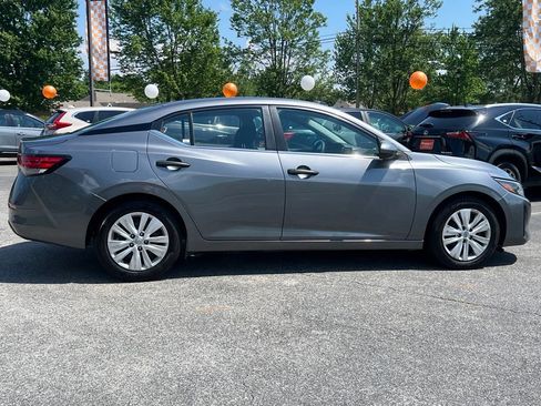 Used 2024 Nissan Sentra S FWD image 9