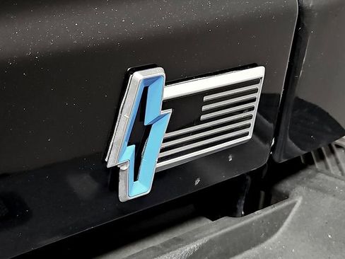 Used 2025 Ford F150 Lightning Lariat AWD/4WD image 30