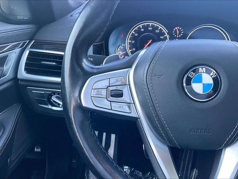 Used 2019 BMW 750i xDrive w/ M Sport Package AWD/4WD image 23