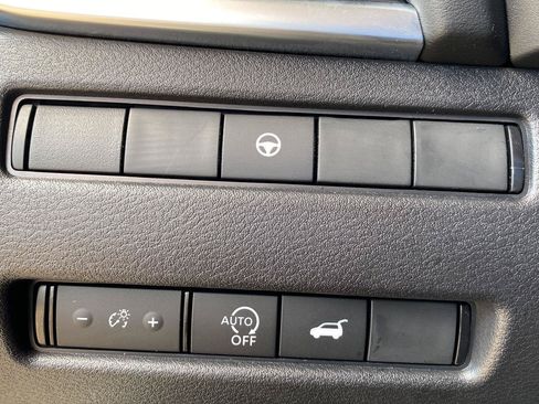 Certified 2023 Nissan Rogue SV w/ SV Premium B Package AWD/4WD image 35